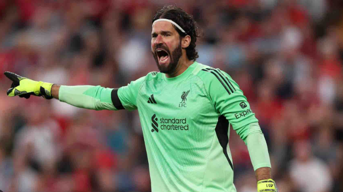 Anfield Memanas: Alisson Ungkap Salah Dicoret untuk Laga vs Inter, Imbas Komentar ‘Dikorbankan’