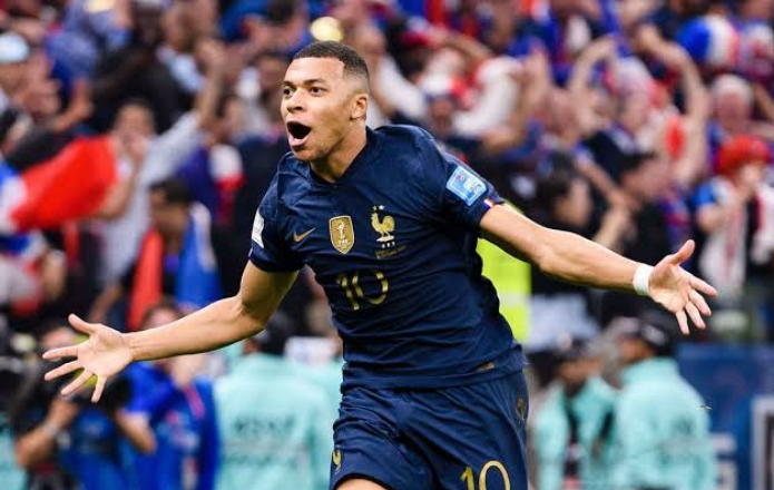 Mbappe Menggila, Prancis Melaju Dengan Meyakinkan ke 16 Besar